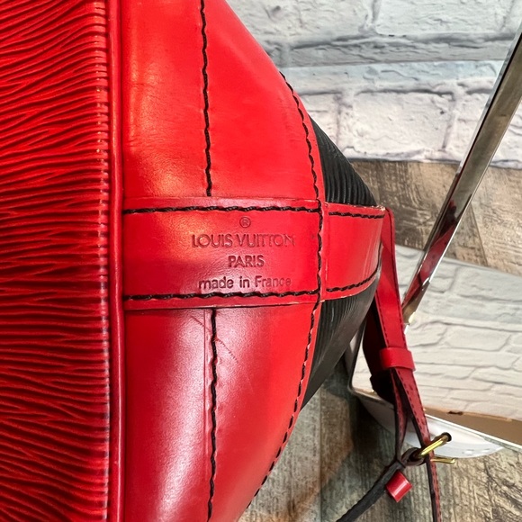 SOLD LOUIS VUITTON Noe Black Epi Leather Shoulder Bag Tote - Picture 10 of 13